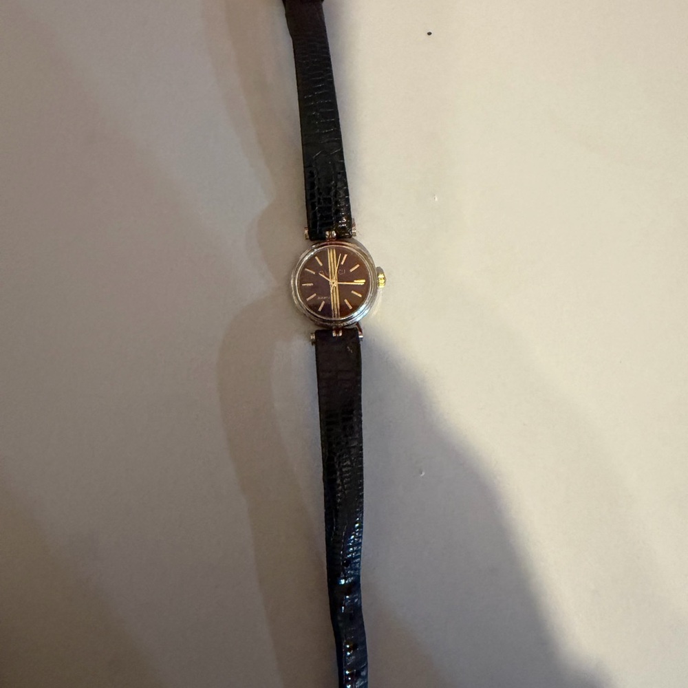 Vintage Gucci watch